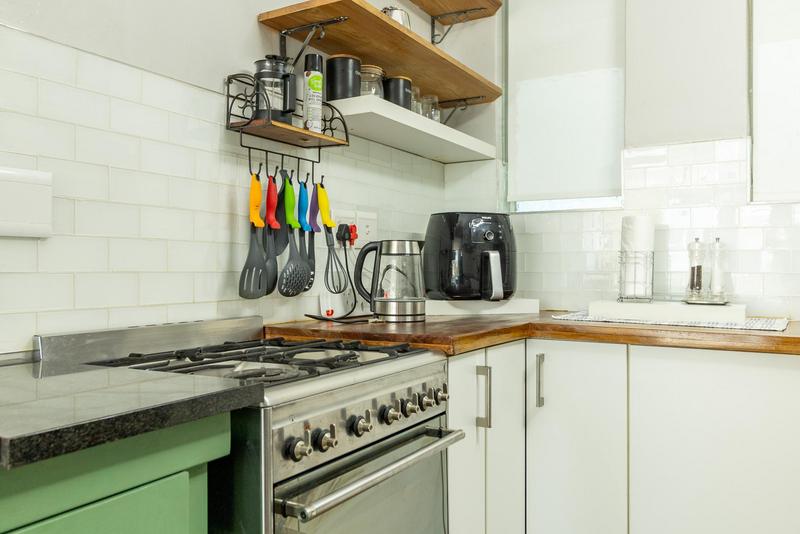 To Let 2 Bedroom Property for Rent in Sea Point Western Cape